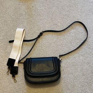 Cluci Elegant Black Crossbody Bag with White Strap